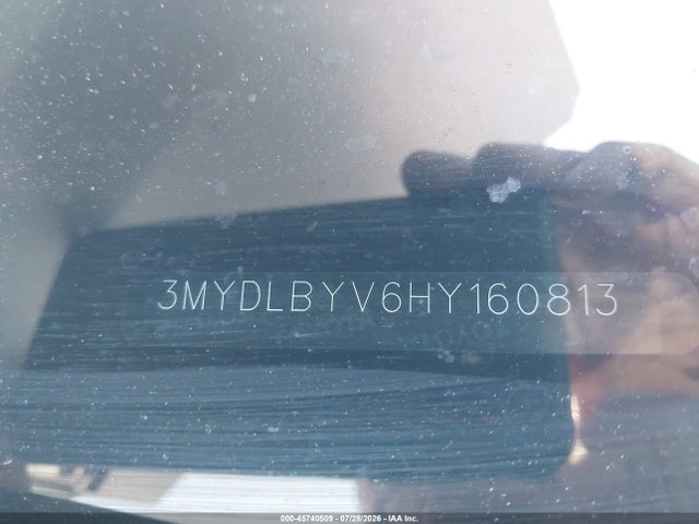 3MYDLBYV6HY160813 Toyota YARIS IA