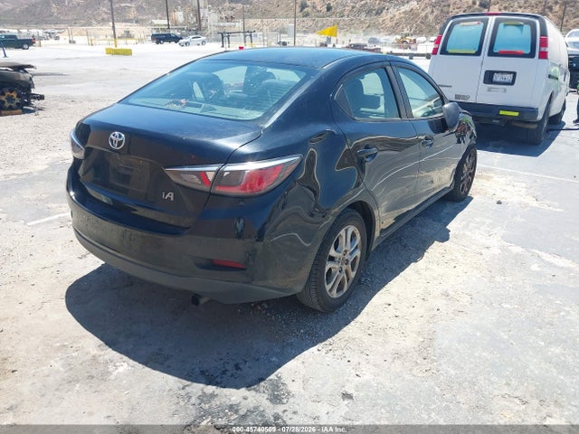 3MYDLBYV6HY160813 Toyota YARIS IA