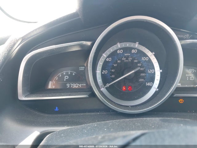 3MYDLBYV6HY160813 Toyota YARIS IA