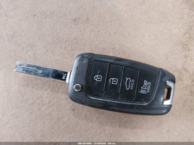 3KPC24A30KE087464 Hyundai ACCENT SE