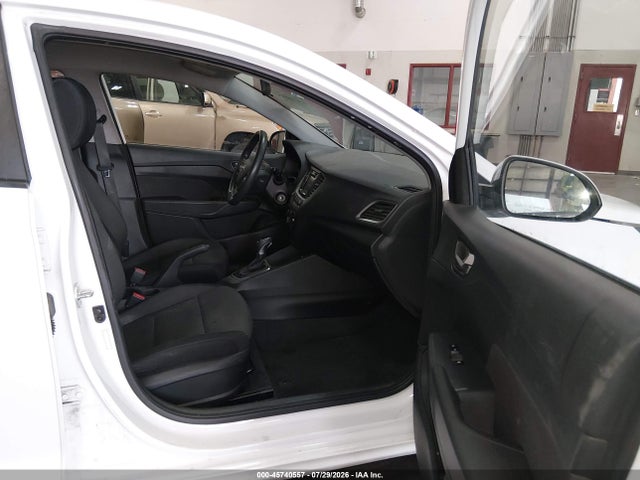 3KPC24A30KE087464 Hyundai ACCENT SE