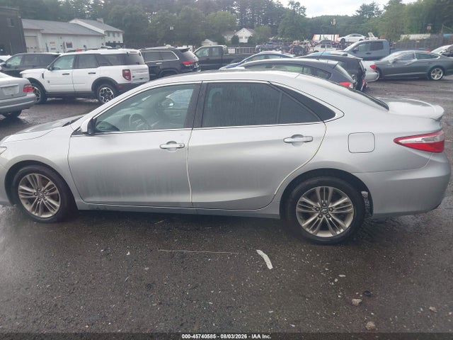 4T1BF1FK2HU748786 Toyota CAMRY SE