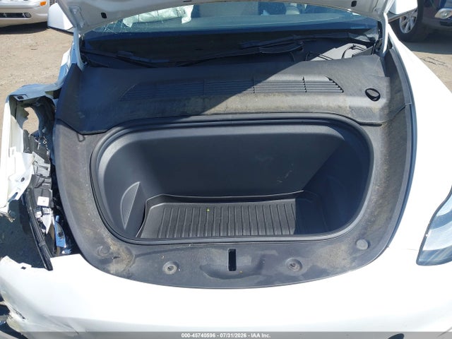 2023 Tesla Model Y Awd/long Range Dual Motor All-wheel Drive მანქანა იყიდება აუქციონზე, vin: 7SAYGDEE2PA080620, აუქციონის ნომერი: 45740596