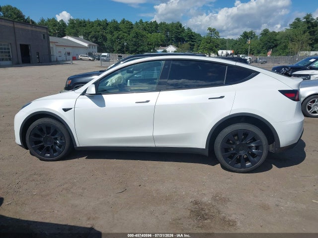 2023 Tesla Model Y Awd/long Range Dual Motor All-wheel Drive მანქანა იყიდება აუქციონზე, vin: 7SAYGDEE2PA080620, აუქციონის ნომერი: 45740596