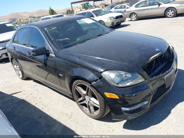 Продаж на аукціоні авто 2012 Mercedes-benz C 350 Sport, vin: WDDGF5HB6CR221981, номер лоту: 45740618