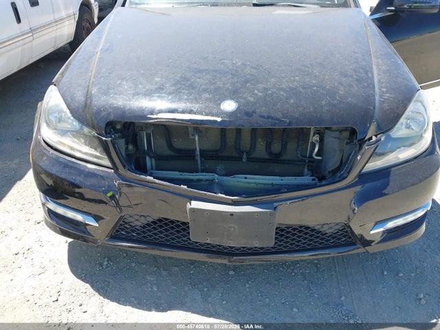 Продаж на аукціоні авто 2012 Mercedes-benz C 350 Sport, vin: WDDGF5HB6CR221981, номер лоту: 45740618