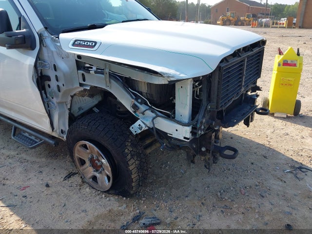 45740696 :رقم المزاد ، 3C6UR5HJ8PG529274 vin ، 2023 Ram 2500 Tradesman  4x4 8' Box مزاد بيع