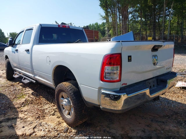 45740696 :رقم المزاد ، 3C6UR5HJ8PG529274 vin ، 2023 Ram 2500 Tradesman  4x4 8' Box مزاد بيع