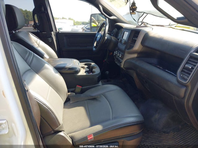 45740696 :رقم المزاد ، 3C6UR5HJ8PG529274 vin ، 2023 Ram 2500 Tradesman  4x4 8' Box مزاد بيع