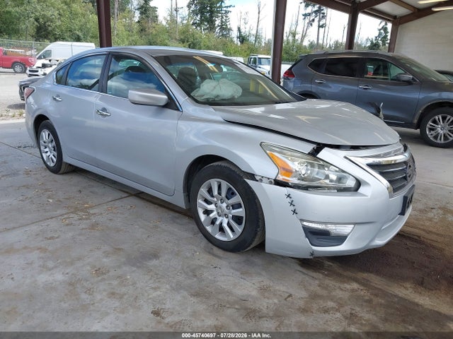 Nissan Altima 2.5/2.5 S/2.5 Sl/2.5 Sv 2015 1N4AL3AP6FN884794 главное изображение