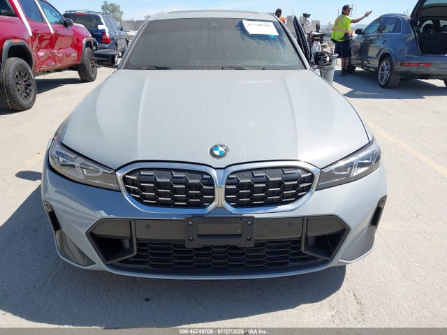 45740709 :رقم المزاد ، 3MW49FS05R8E83105 vin ، 2024 Bmw M340i مزاد بيع