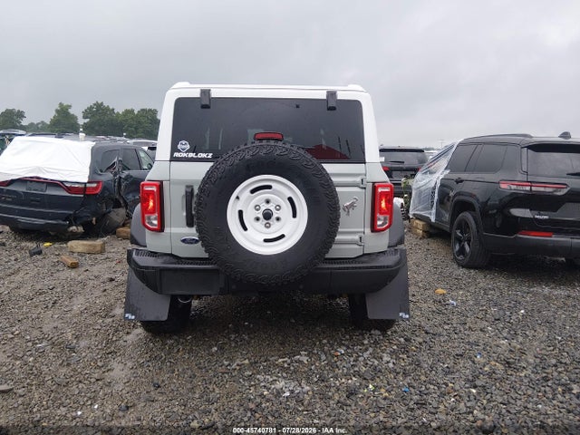 2024 Ford Bronco Heritage Edition მანქანა იყიდება აუქციონზე, vin: 1FMDE4CH6RLB26687, აუქციონის ნომერი: 45740781