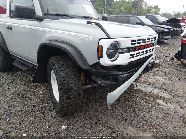 2024 Ford Bronco Heritage Edition მანქანა იყიდება აუქციონზე, vin: 1FMDE4CH6RLB26687, აუქციონის ნომერი: 45740781