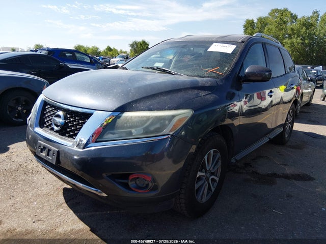 2013 Nissan Pathfinder Sv მანქანა იყიდება აუქციონზე, vin: 5N1AR2MM3DC648256, აუქციონის ნომერი: 45740827