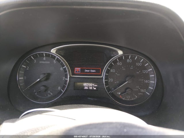 2013 Nissan Pathfinder Sv მანქანა იყიდება აუქციონზე, vin: 5N1AR2MM3DC648256, აუქციონის ნომერი: 45740827