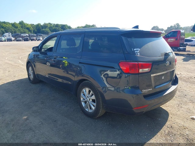 Продажа на аукционе авто 2015 Kia Sedona Lx, vin: KNDMB5C11F6075437, номер лота: 45740830