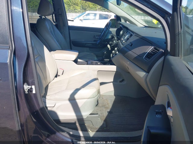 Продажа на аукционе авто 2015 Kia Sedona Lx, vin: KNDMB5C11F6075437, номер лота: 45740830