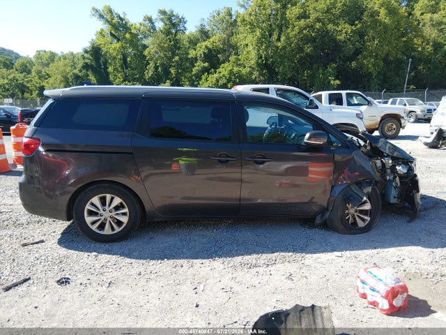 45740847 :رقم المزاد ، KNDMB5C12H6314271 vin ، 2017 Kia Sedona Lx مزاد بيع