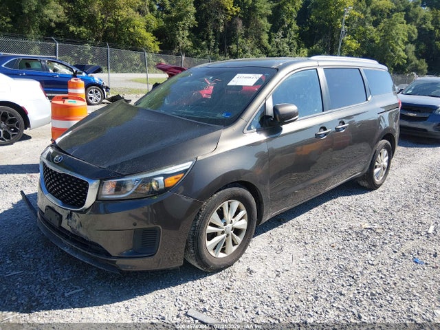 45740847 :رقم المزاد ، KNDMB5C12H6314271 vin ، 2017 Kia Sedona Lx مزاد بيع