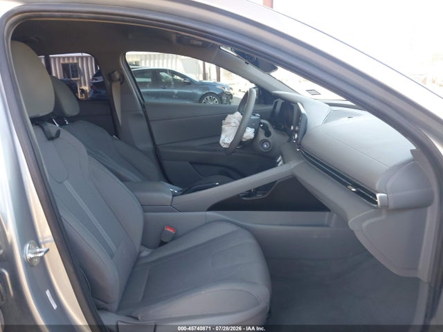5NPLL4AGXPH109053 Hyundai ELANTRA SE