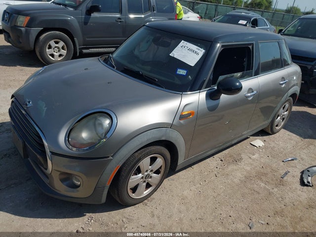 Mini Hardtop Cooper 2016 WMWXU1C58G2E16716 Image 2