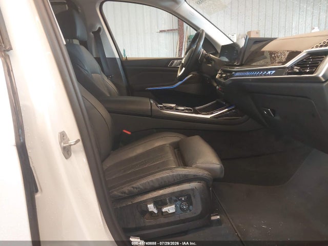 5UX23EM03P9R65527 BMW X7 Xdrive40i
