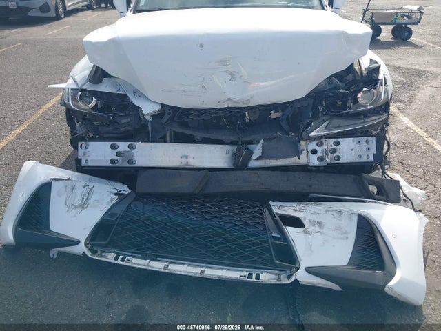 Lexus IS 300 2018 JTHBA1D26J5067308 Image 6