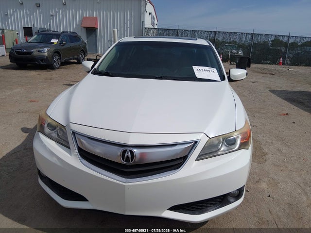 Продажа на аукционе авто 2013 Acura Ilx 2.0l, vin: 19VDE1F73DE003557, номер лота: 45740931