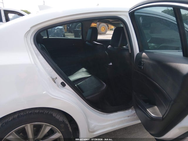 Продажа на аукционе авто 2013 Acura Ilx 2.0l, vin: 19VDE1F73DE003557, номер лота: 45740931