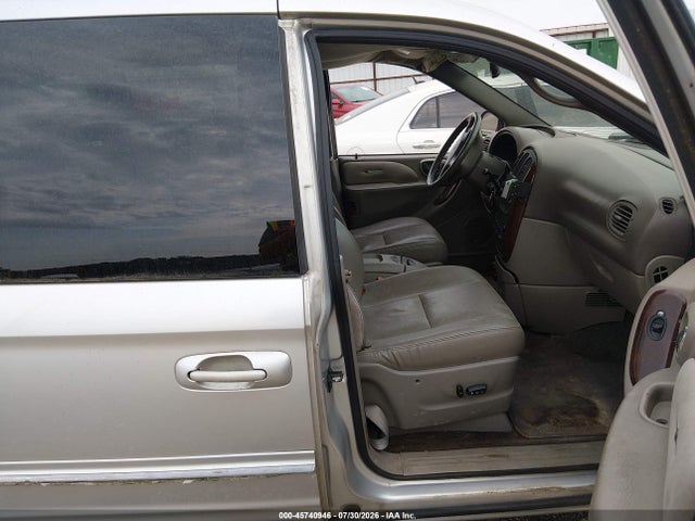 Продаж на аукціоні авто 2001 Chrysler Town & Country Limited, vin: 2C8GP64L51R240555, номер лоту: 45740946