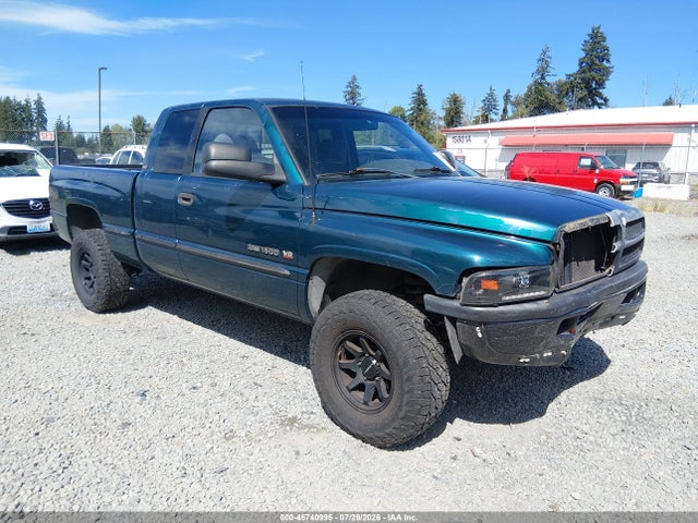45740995 :رقم المزاد ، 1B7HF13ZXWJ223778 vin ، 1998 Dodge Ram 1500 St مزاد بيع