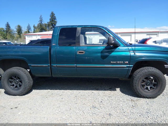 45740995 :رقم المزاد ، 1B7HF13ZXWJ223778 vin ، 1998 Dodge Ram 1500 St مزاد بيع