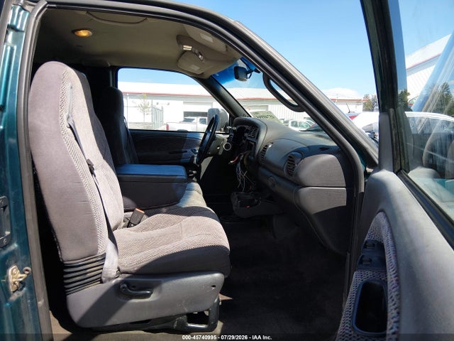 45740995 :رقم المزاد ، 1B7HF13ZXWJ223778 vin ، 1998 Dodge Ram 1500 St مزاد بيع