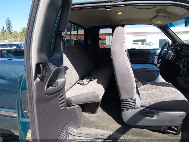 45740995 :رقم المزاد ، 1B7HF13ZXWJ223778 vin ، 1998 Dodge Ram 1500 St مزاد بيع