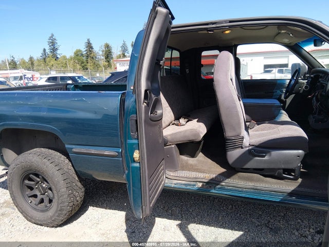 45740995 :رقم المزاد ، 1B7HF13ZXWJ223778 vin ، 1998 Dodge Ram 1500 St مزاد بيع