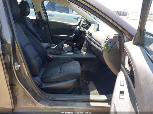 Продажа на аукционе авто 2015 Mazda Mazda3 I Touring, vin: JM1BM1V7XF1267884, номер лота: 45741008