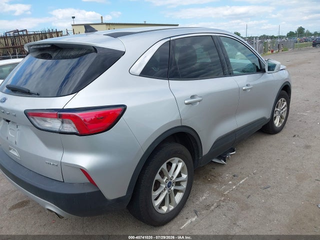 2020 Ford Escape Se მანქანა იყიდება აუქციონზე, vin: 1FMCU9G67LUC75017, აუქციონის ნომერი: 45741020