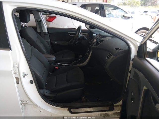 Aukcja sprzedaży 2016 Hyundai Elantra Value Edition, vin: 5NPDH4AE2GH762738, numer aukcji: 45741025