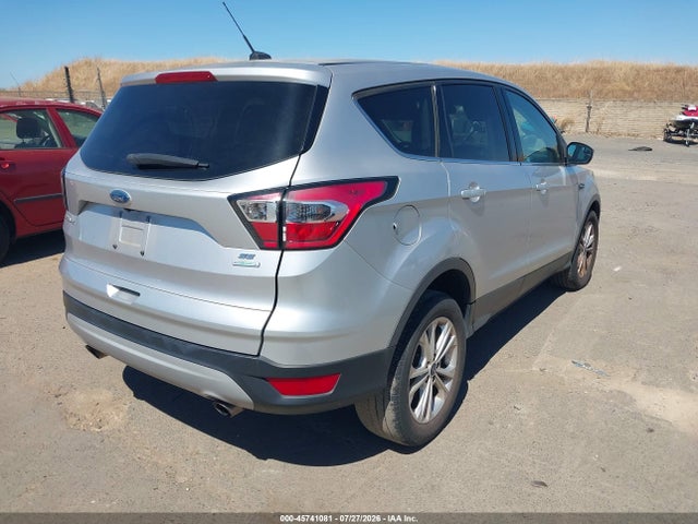 Ford ESCAPE SE 2017 1FMCU0GD1HUC51538 Image 4