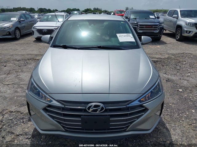 Продаж на аукціоні авто 2020 Hyundai Elantra Se, vin: 5NPD74LF2LH602667, номер лоту: 45741096