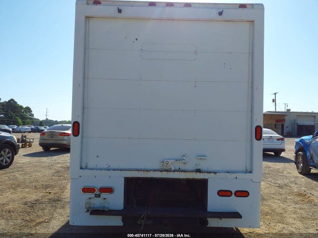 Auction sale of the 2002 Chevrolet Express Commercial Cutaway C7l, vin: 1GBJG31RX21141206, lot number: 45741117