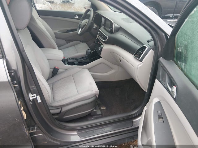 2020 Hyundai Tucson Value მანქანა იყიდება აუქციონზე, vin: KM8J3CA43LU090428, აუქციონის ნომერი: 45741144