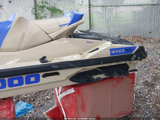 45741155 :رقم المزاد ، YDV54304D525 vin ، 2025 Seadoo Seadoo Gtx مزاد بيع
