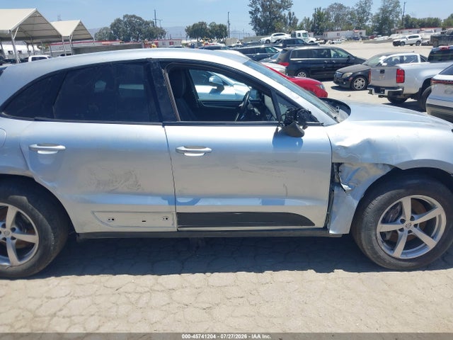 Porsche Macan 2021 WP1AA2A55MLB06650 Image 6