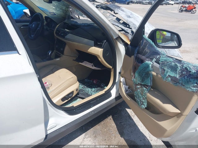 45741217 :رقم المزاد ، WBAVL1C59FVY37770 vin ، 2015 Bmw X1 Xdrive28i مزاد بيع