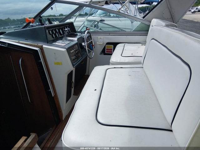 Auction sale of the 1986 Sea Ray Seville, vin: SERF7032C686, lot number: 45741228