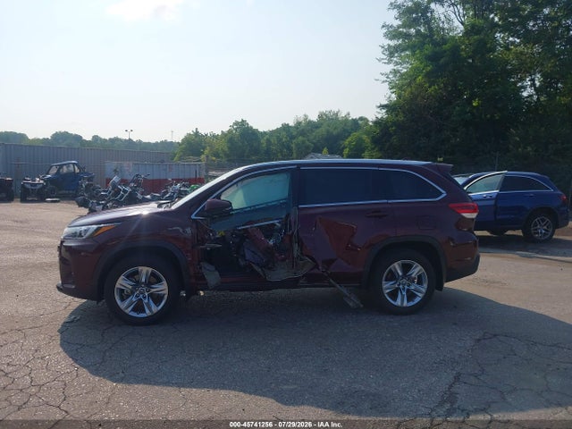 Toyota Highlander Limited 2018 5TDDZRFH2JS873014 Image 14