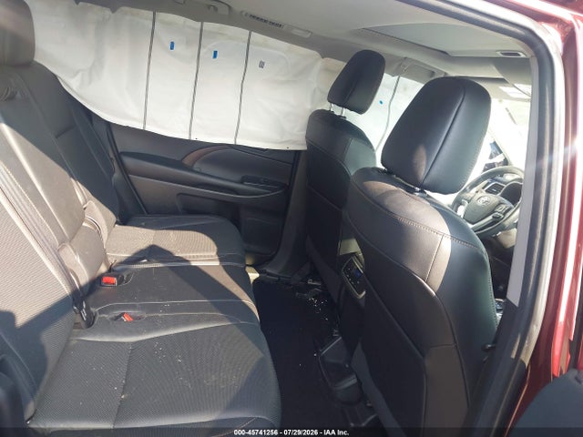 Toyota Highlander Limited 2018 5TDDZRFH2JS873014 Image 8