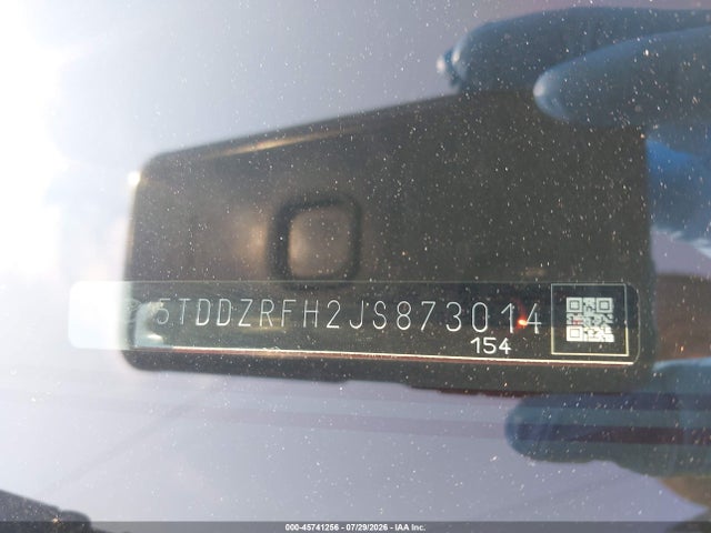 Toyota Highlander Limited 2018 5TDDZRFH2JS873014 Image 9