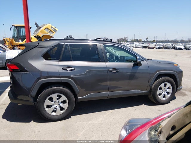 2T3K1RFV4KW005729 Toyota RAV4 LE